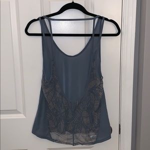 Strapped palm lulu lemon tank size 4